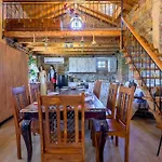 Πανσιόν Old Winery 4*