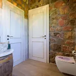 Old Winery 4* Kirki