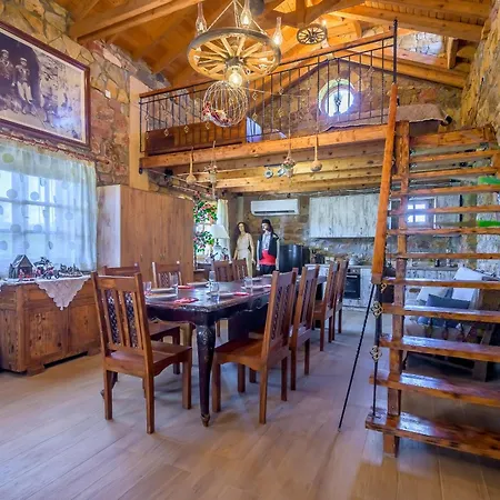 Old Winery 4*